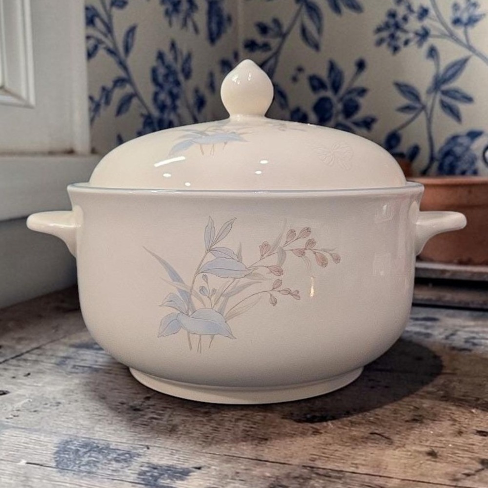 Noritake Kilkee Keltcraft 2Qt Casserole Dish, Vintage Covered Tureen, Bakeware